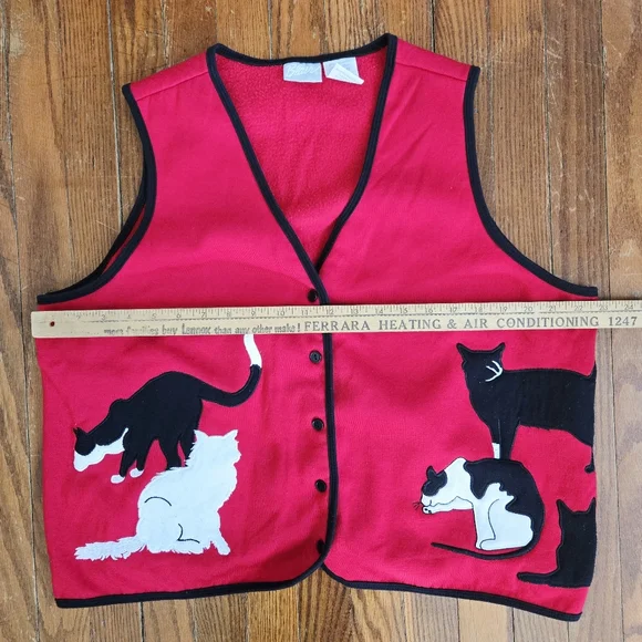 Vintage Blair Cat Vest Red Fleece Size XL Buttons Tuxedo Black Cat Lightweight - Picture 3 of 16